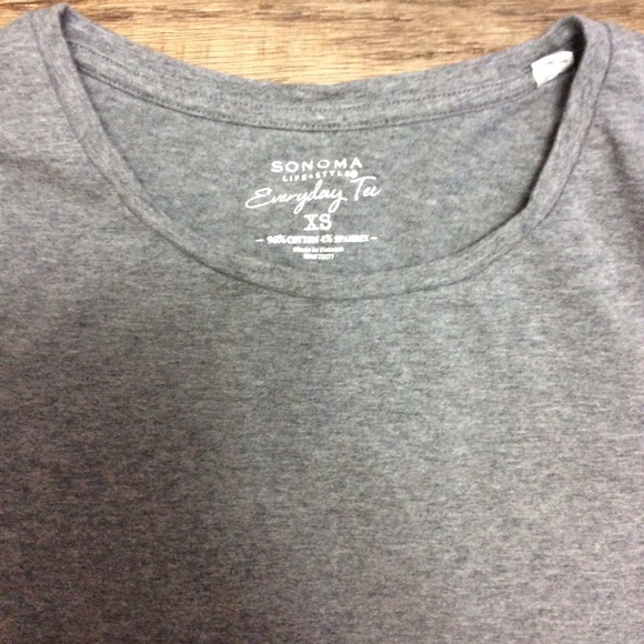 Top - Picture 2 of 2